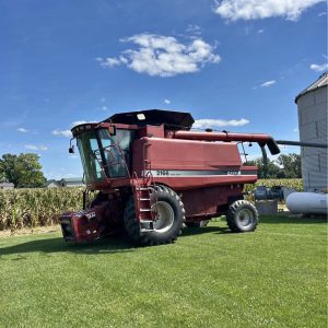 Case IH 2166 w/ 6 row head