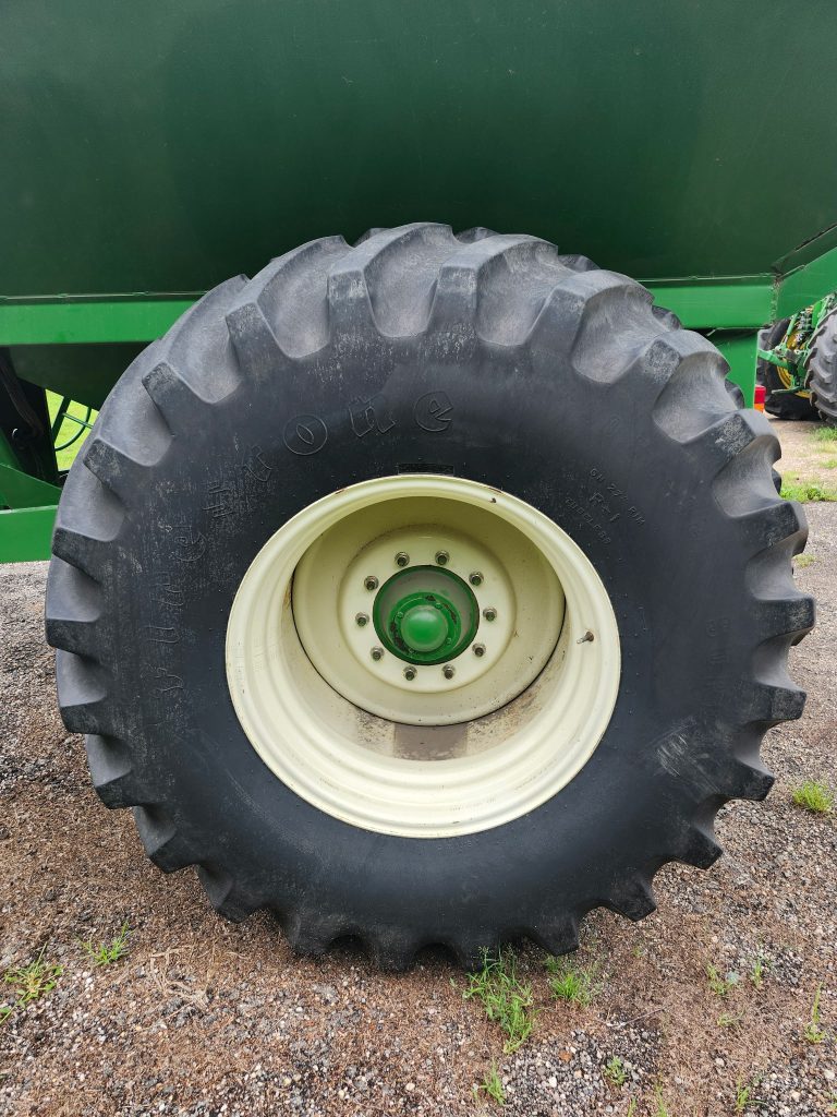 Grain Cart - Image 10