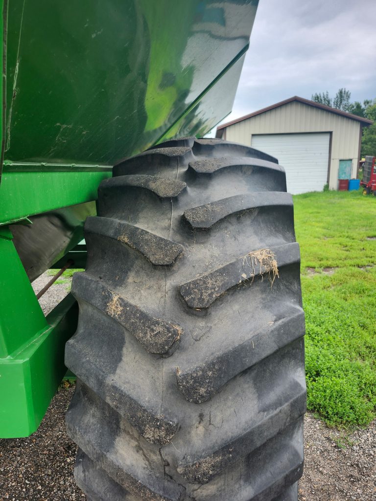 Grain Cart - Image 7