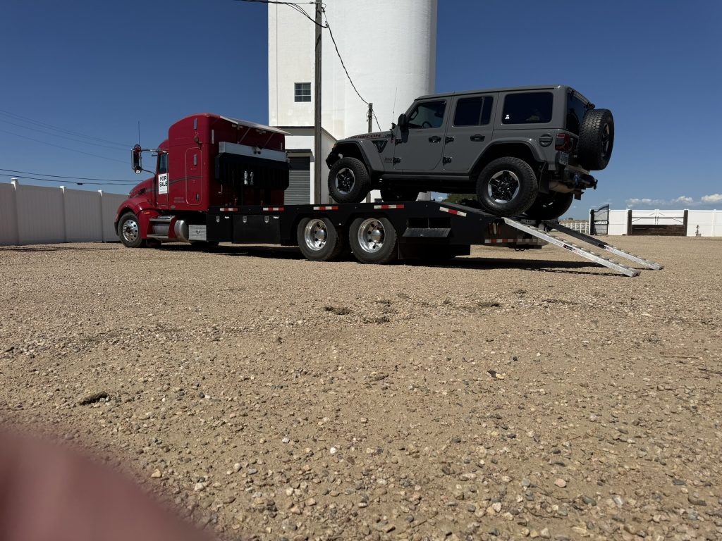 2009 Peterbilt 386 - Image 4