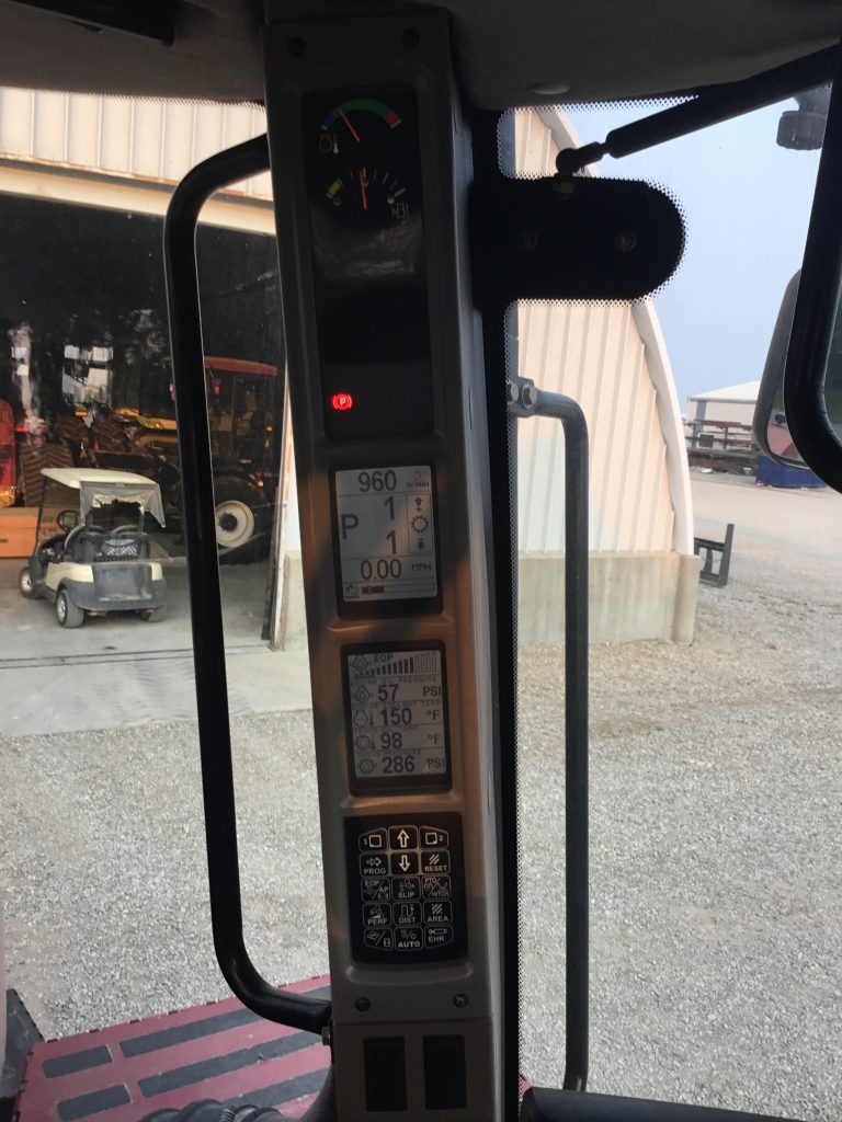 Case IH 620 Quadtrac - Image 7