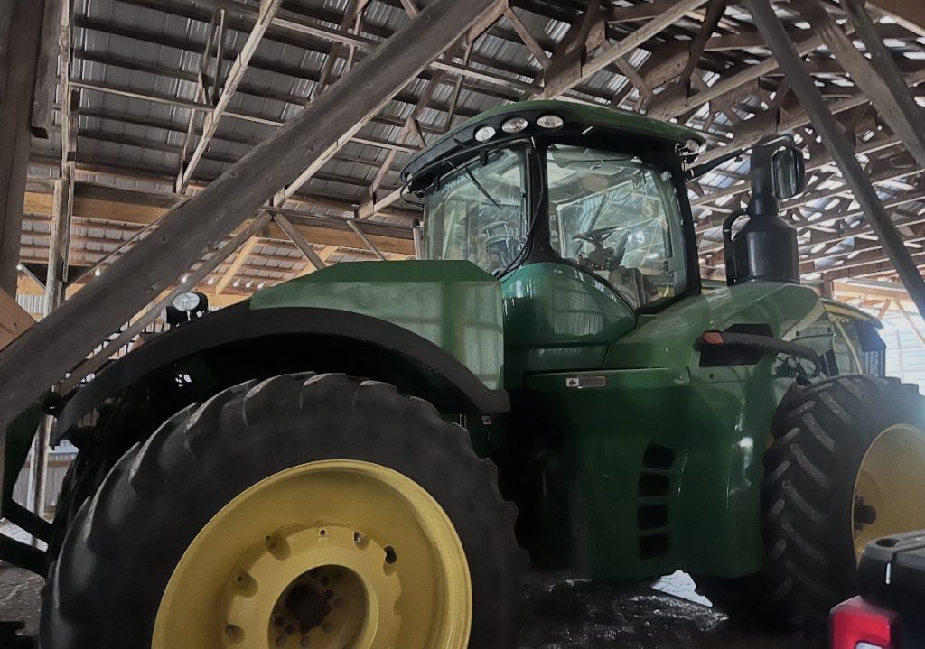 2015 John Deere 9370R Tractor - Image 2