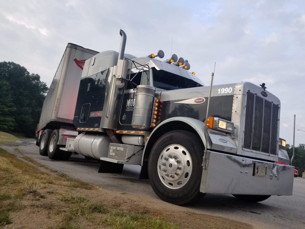 1999 Peterbilt 379 EXD Conventional