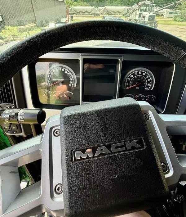 2021 MACK ANTHEM 64T - Image 9