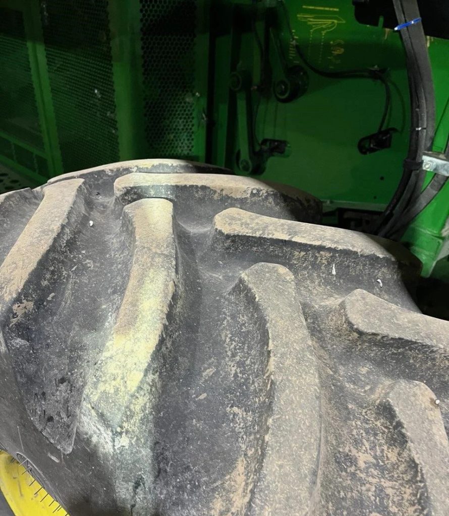 2010 JOHN DEERE 9570 STS - Image 14