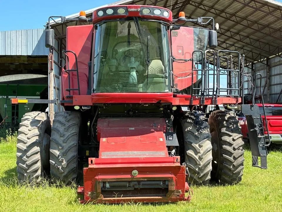 2008 CASE IH 8010 - Image 2