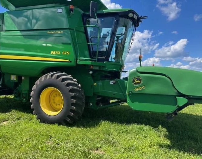 2010 JOHN DEERE 9570 STS - Image 7