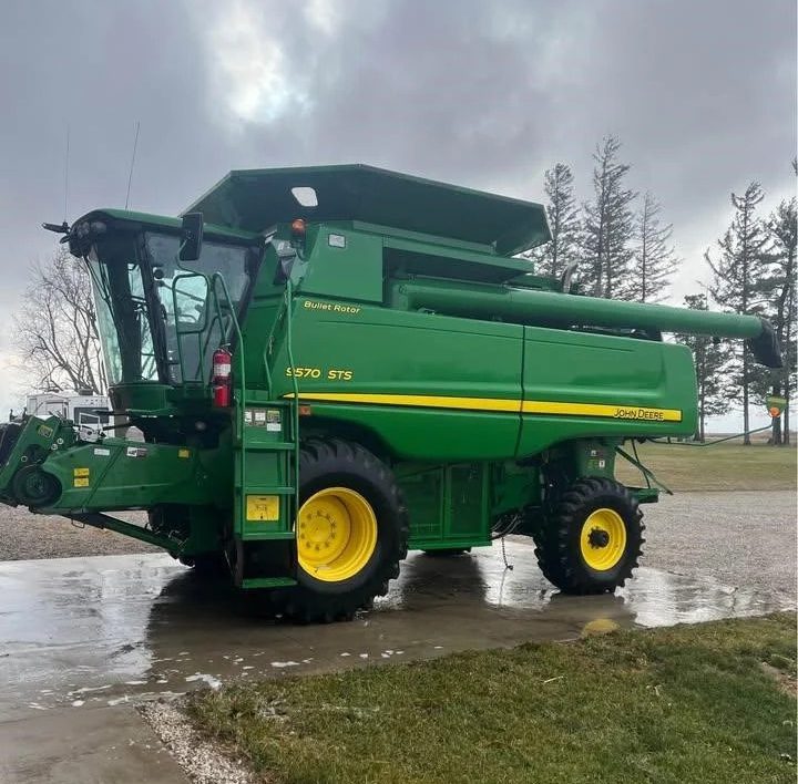 2010 JOHN DEERE 9570 STS - Image 4