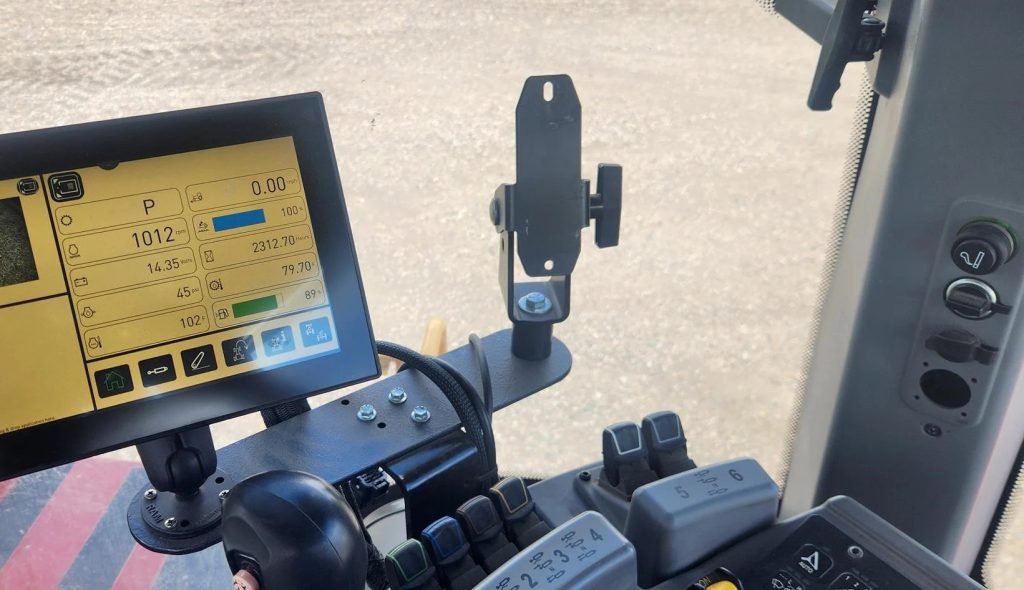 2018 VERSATILE 610DT - Image 6