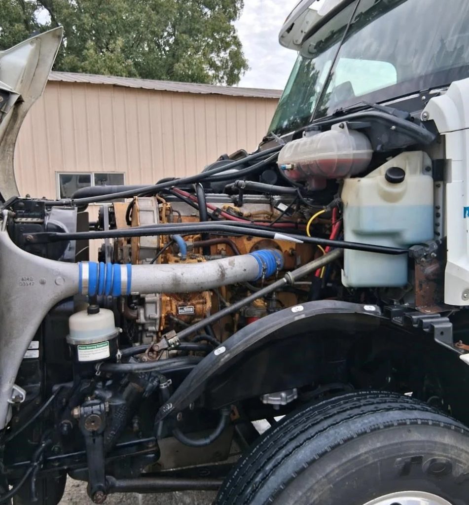 2005 FREIGHTLINER COLUMBIA 120 - Image 13