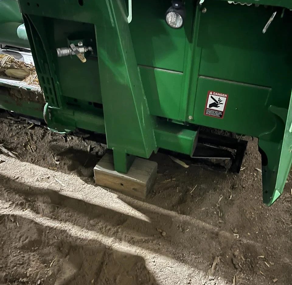 2010 JOHN DEERE 9570 STS - Image 20