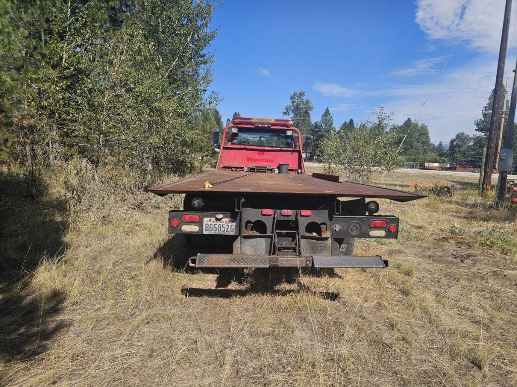 International Tow Truck Roll Back - Image 4