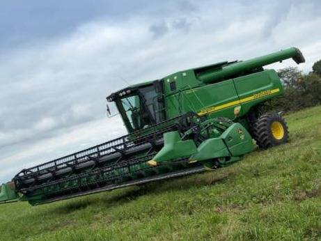 2007 John Deere 9760 STS Combine - Image 2
