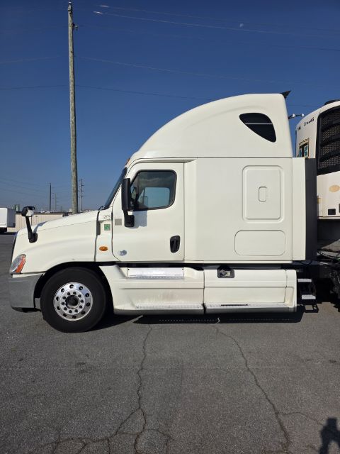 2015 Freightliner Cascadia