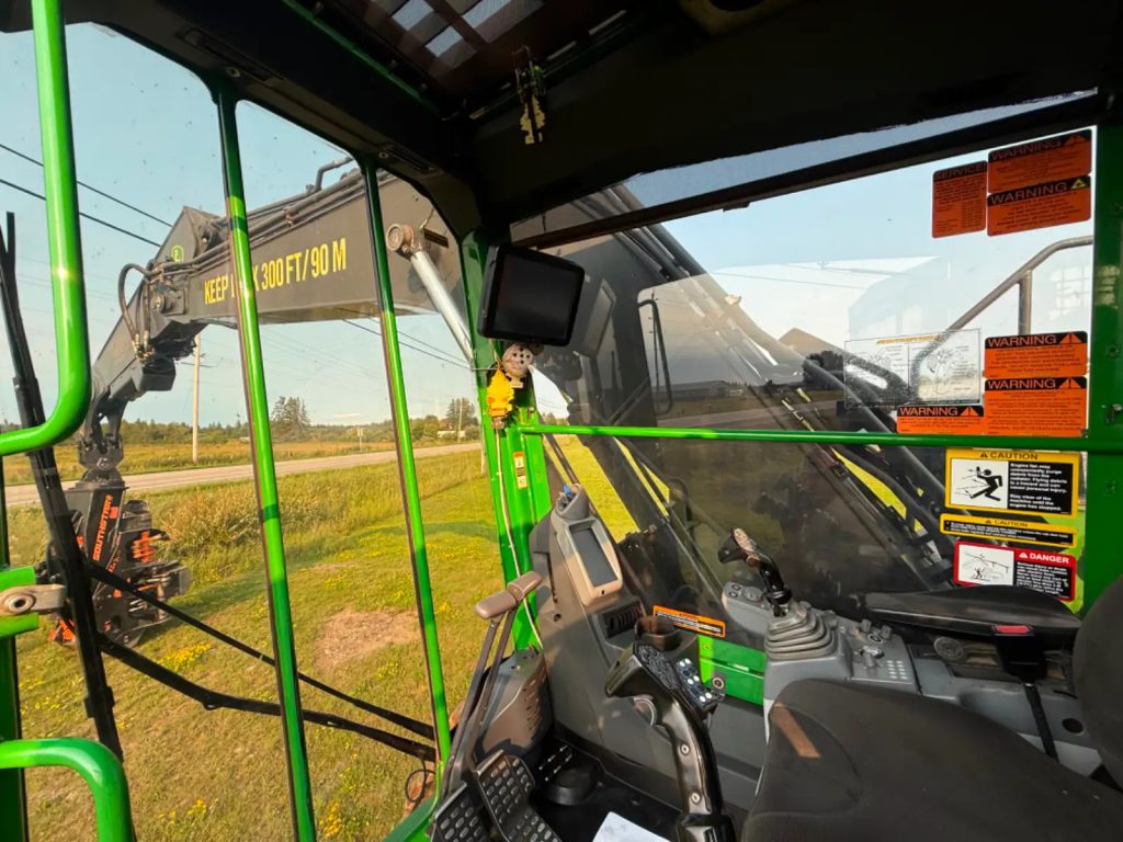 2017 John Deere 2154G XD Processor - Image 6