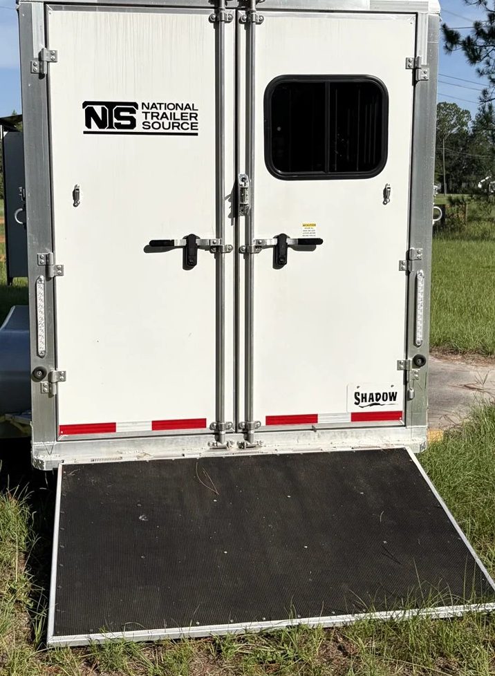 2023 Shadow Gooseneck Horse Trailer - Image 4