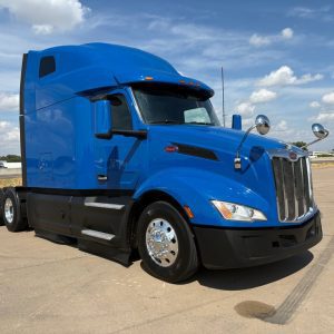 2022 Peterbilt 579