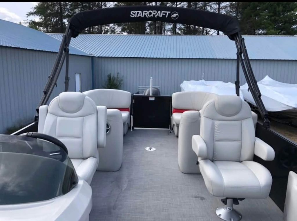 2017 Starcraft SLS5 Tritoon Boat – 200 HP Mercury – Trailer Included - Image 2