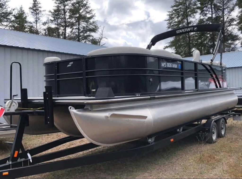 2017 Starcraft SLS5 Tritoon Boat – 200 HP Mercury – Trailer Included