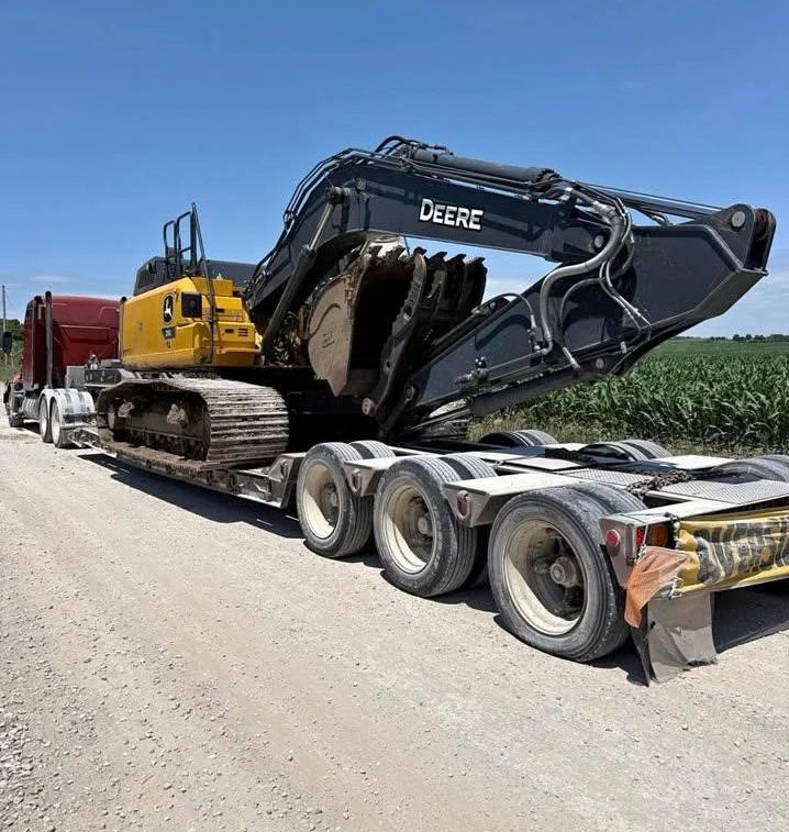 2024 DEERE 210 P-TIER - Image 2