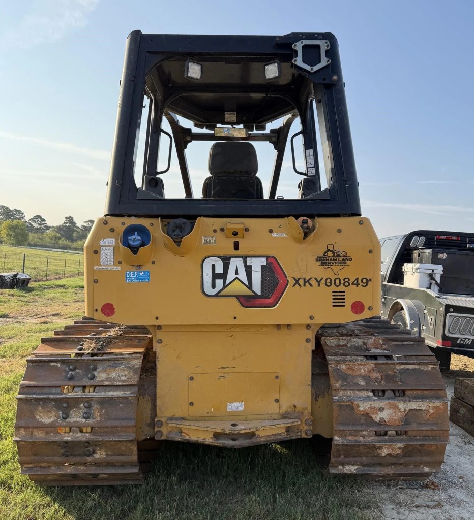 2022 CATERPILLAR D3 LGP - Image 3