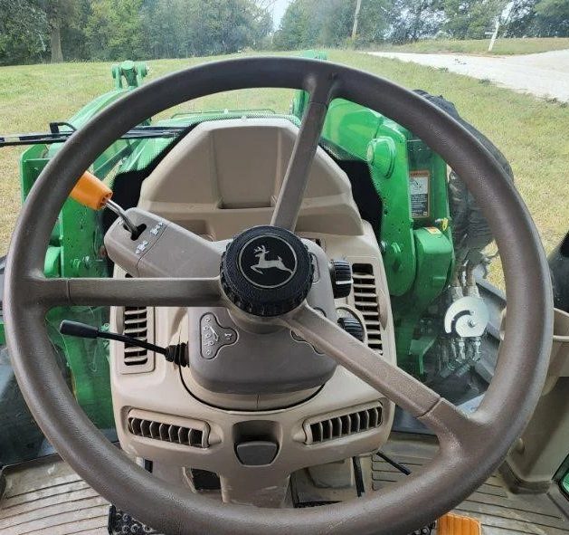 2022 JOHN DEERE 6130M - Image 2