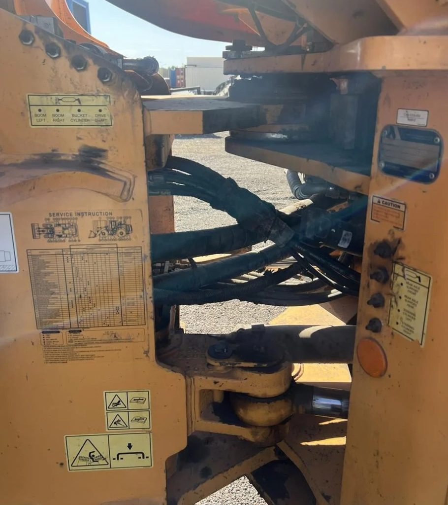 2019 Hyundai HL975 - Image 2