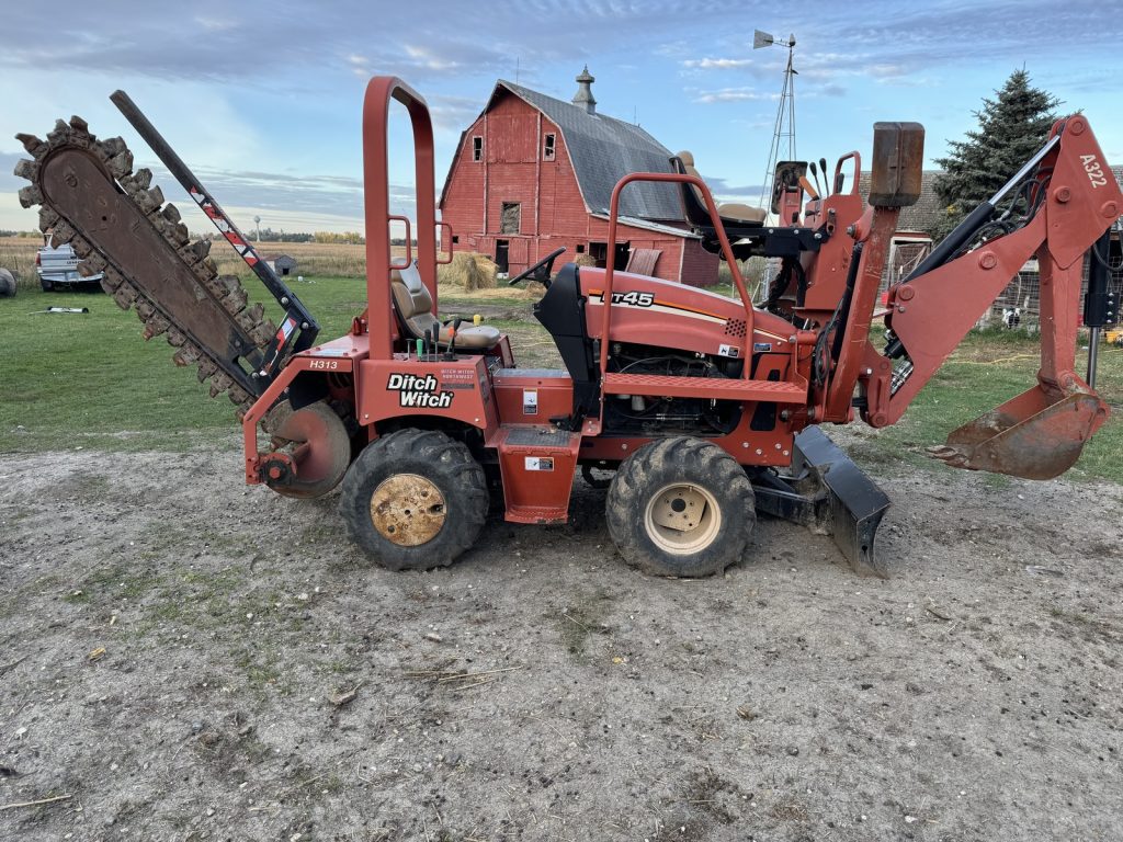 2012 Ditch Witch RT45
