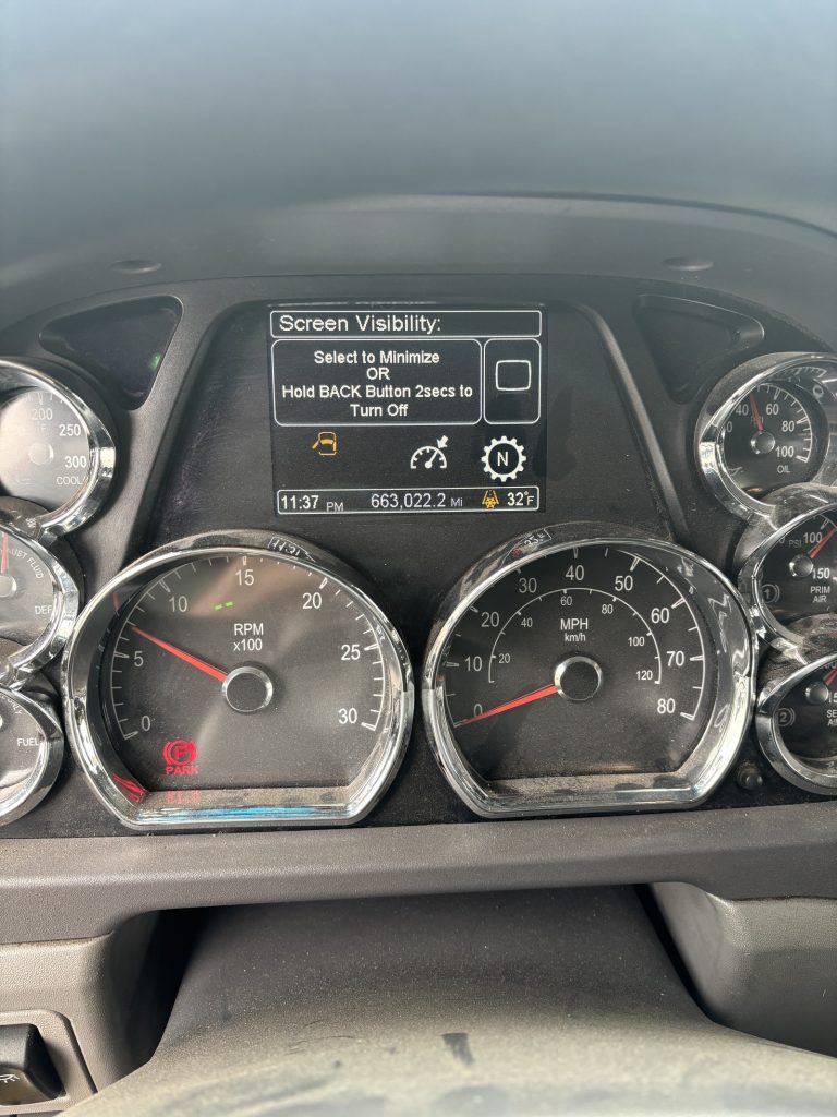 2016 Peterbilt 579 - Image 7