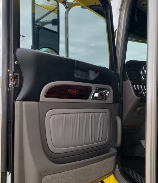 2015 Peterbilt 389exhd - Image 17