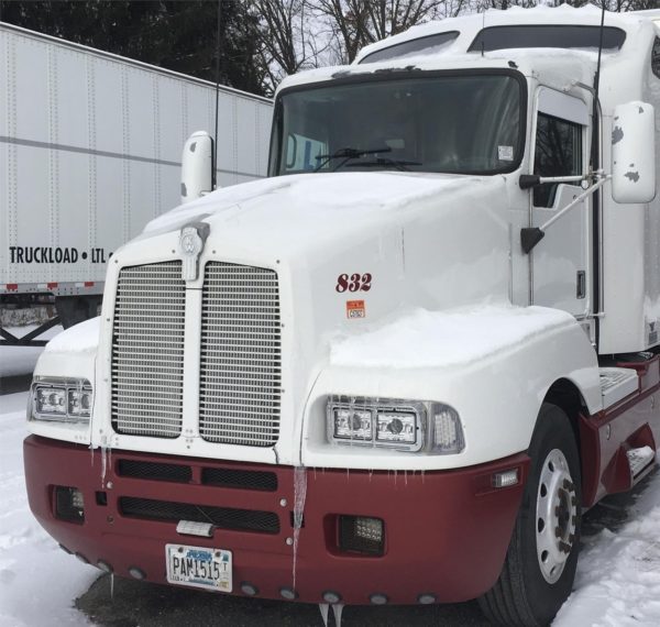 1999 Kenworth - Image 2