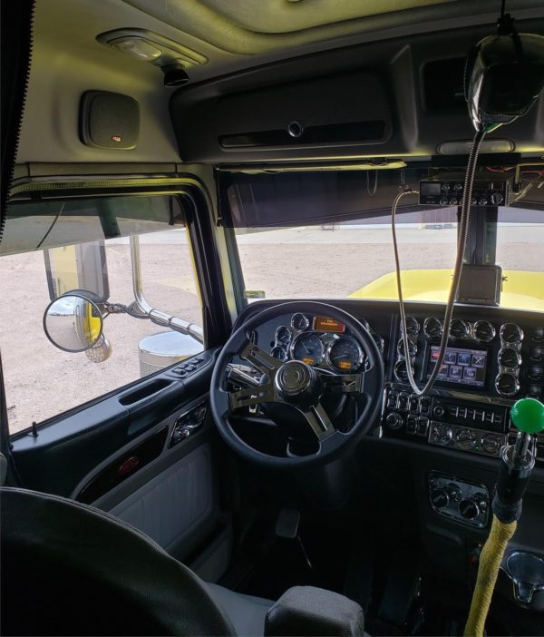 2015 Peterbilt 389exhd - Image 20