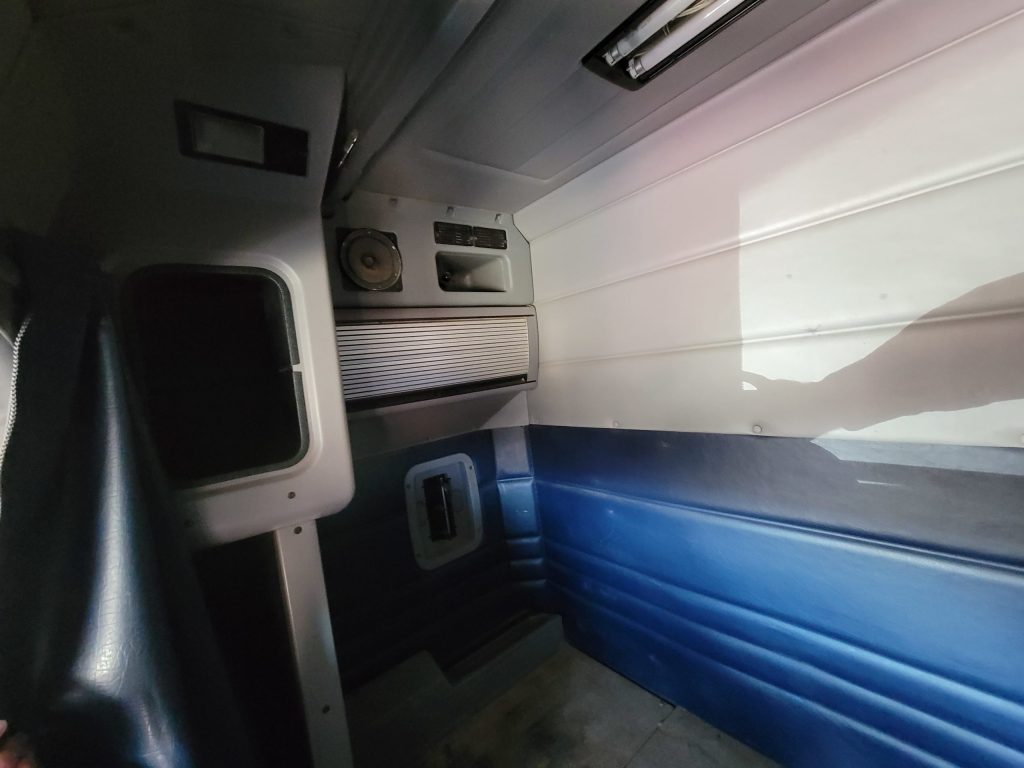 2007 Peterbilt 379 Short-Hood - Image 7