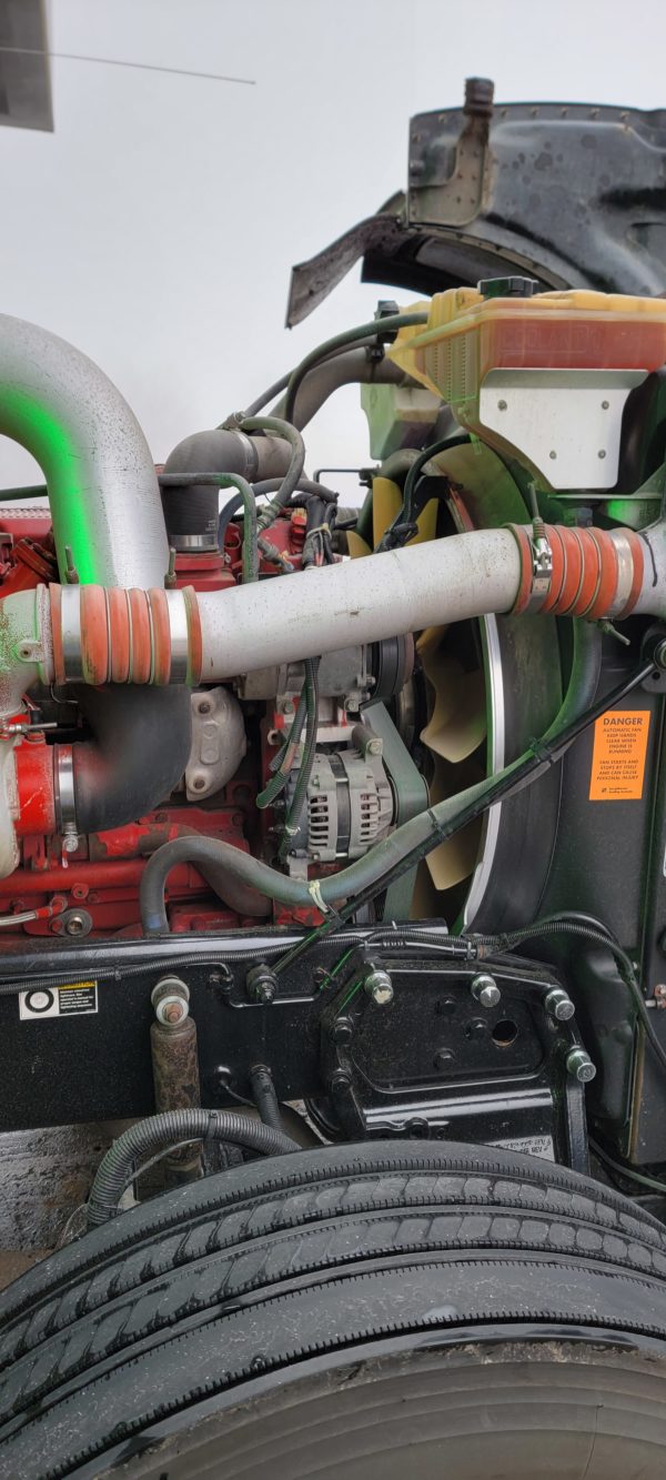 2011 Peterbilt 389 - Image 19