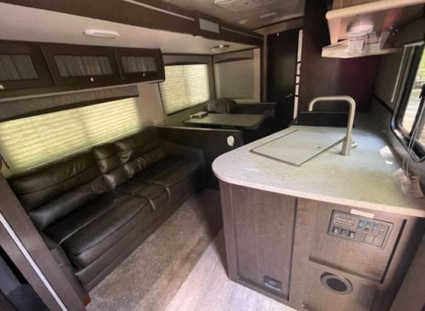 2020 CRUISER RV SHADOW CRUISER ULTRA LITE 289RBS - Image 9