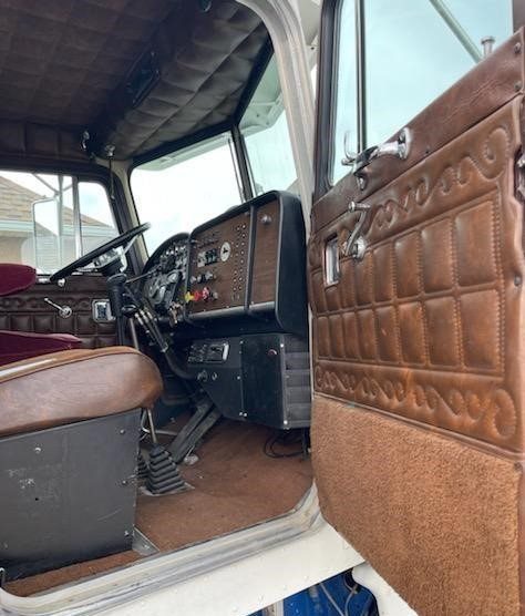 1977 PETERBILT 359A - Image 11