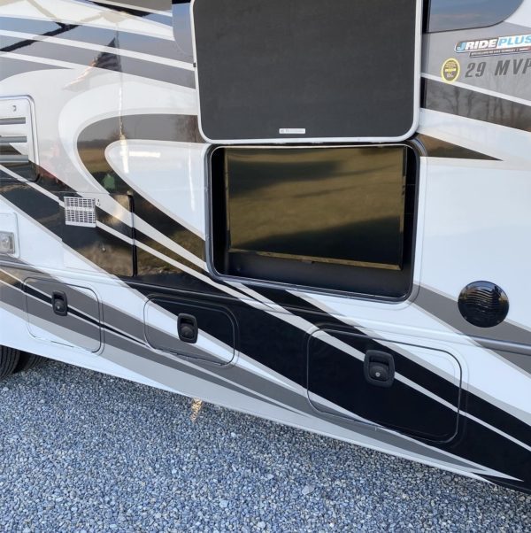 2021 JAYCO GREYHAWK 29MV - Image 6