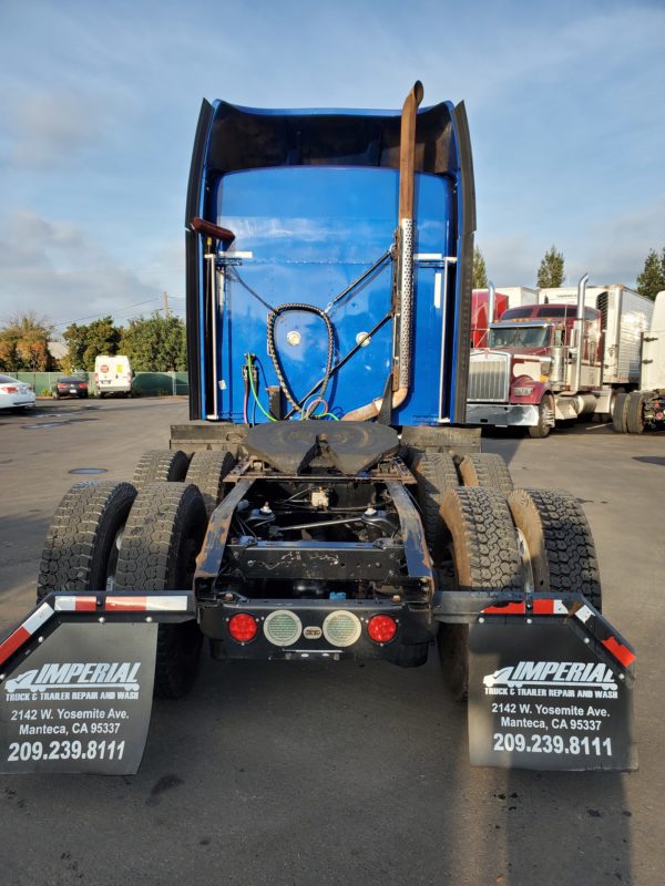 2011 Kenworth T660 - Image 6