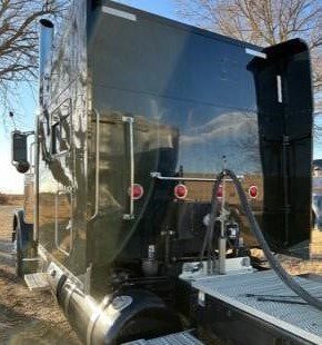 2015 PETERBILT 389 - Image 8