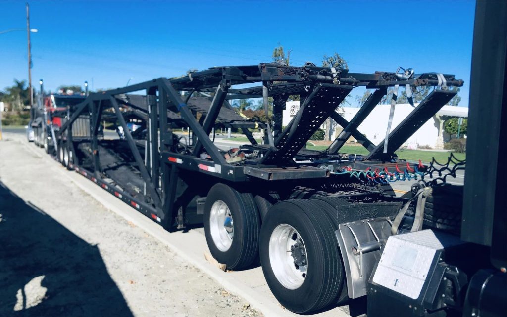 2014 PETERBILT 587 & 1997 JM 8 Car Trailer Fully Rebuilt - Image 8