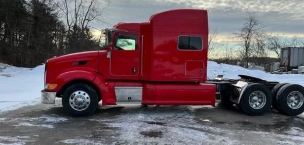 2014 PETERBILT 386