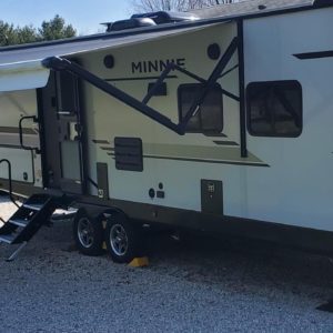 2021 WINNEBAGO MINNIE 2801BHS