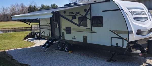 2021 WINNEBAGO MINNIE 2801BHS