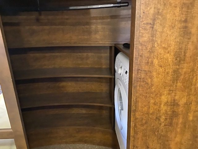 2014 Grand Design MOMENTUM 385TH - Image 15