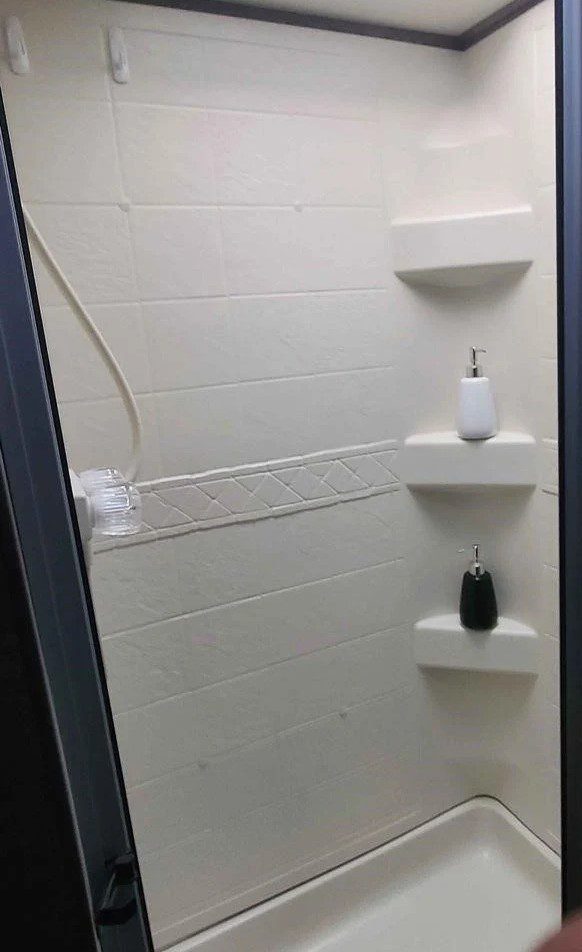 2017 THOR MOTOR COACH QUANTUM PD31 - Image 17