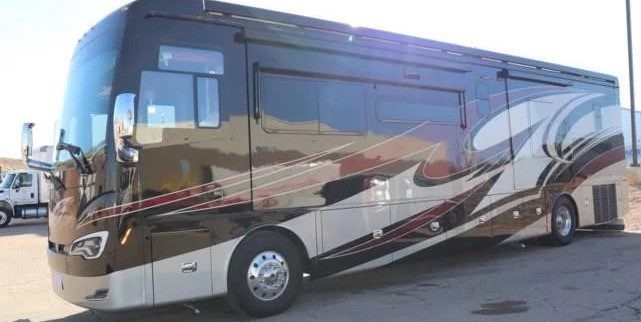 2019 TIFFIN ALLEGRO BUS 40IP - Image 2