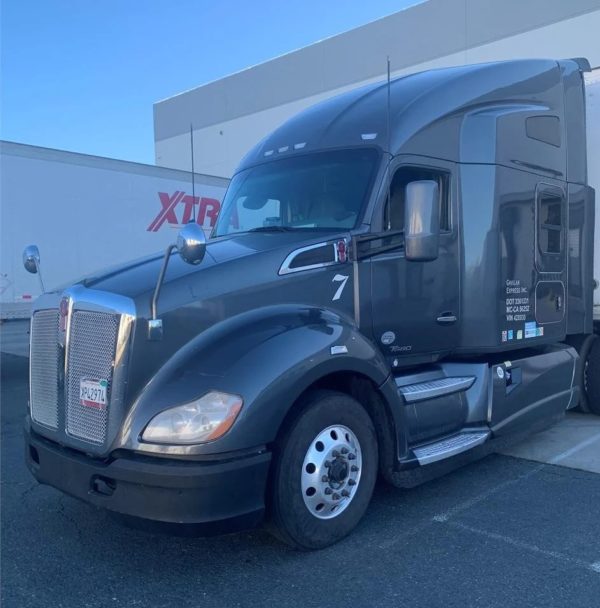 2015 KENWORTH T680 - Image 3
