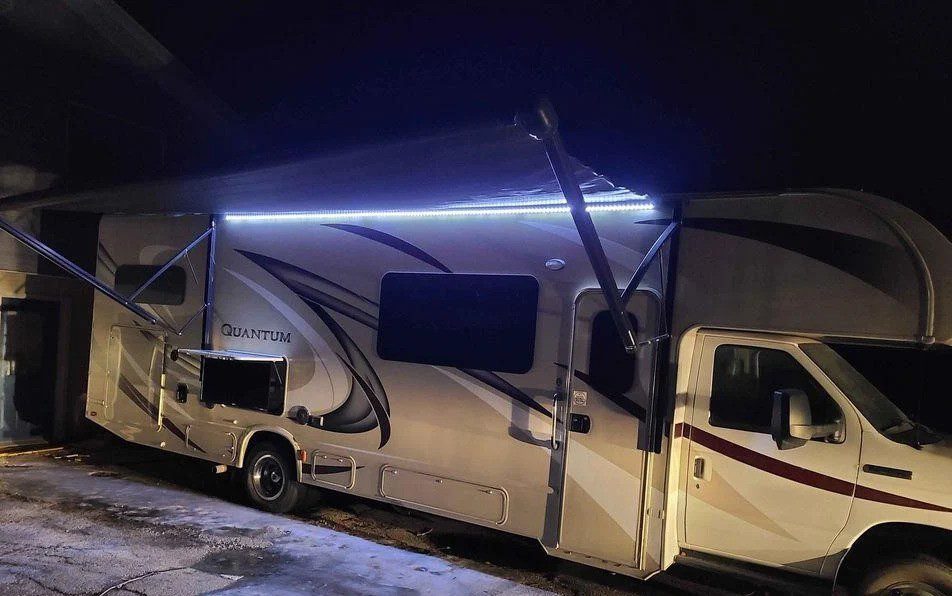 2017 THOR MOTOR COACH QUANTUM PD31 - Image 4