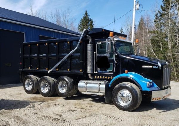 2006 Kenworth T800 Dump Truck
