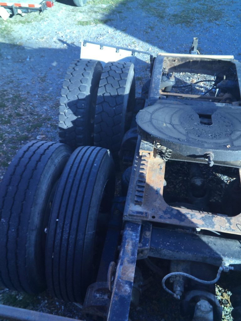 1993 Peterbilt 379 - Image 8